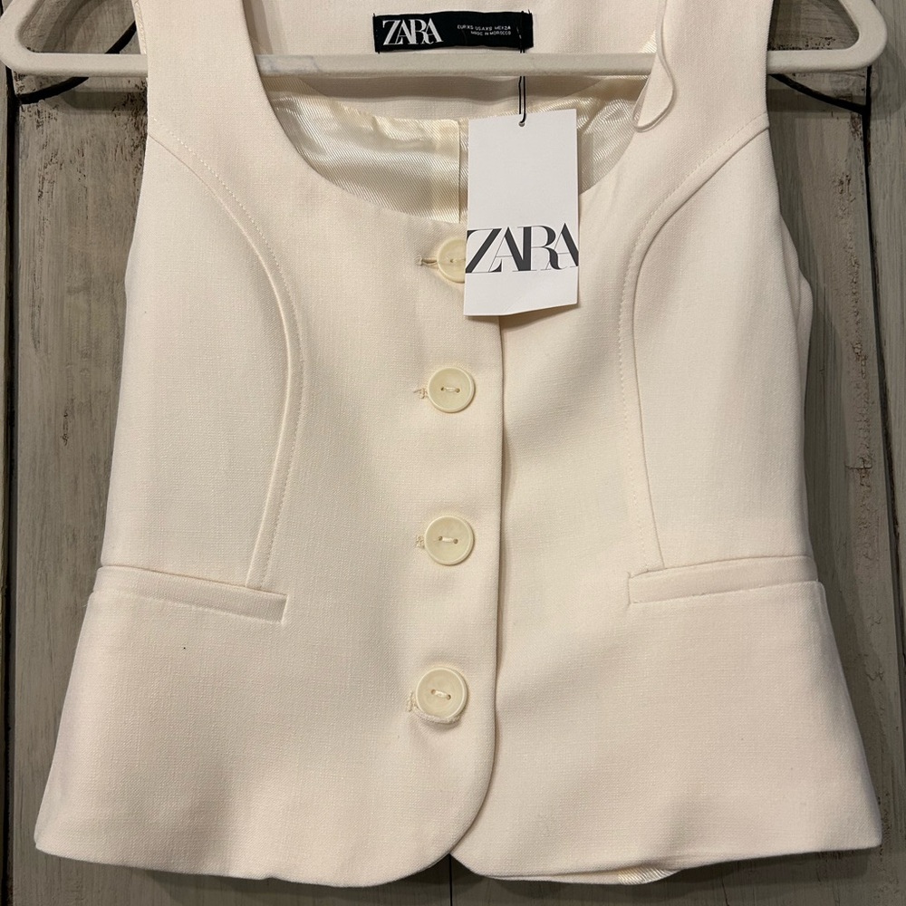 Zara Cream Button Vest  XS NWT